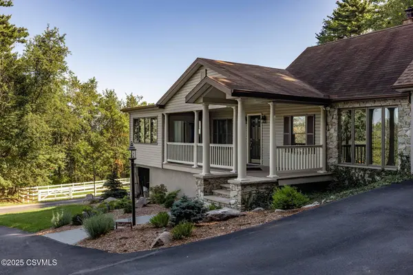 5 SHORT LN, Sugarloaf, PA 18249