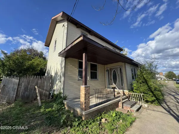 325 EAST TENTH ST, Berwick, PA 18603