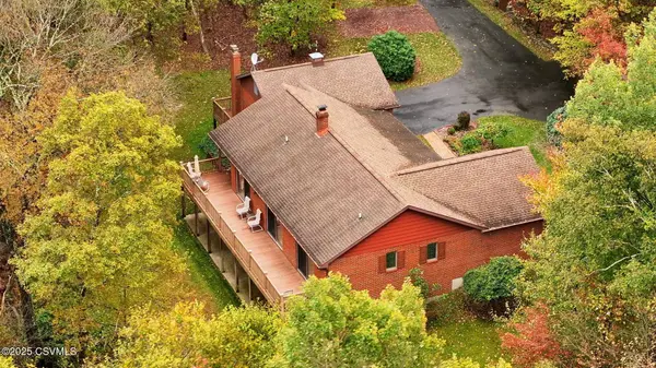 201 SKYLINE DR, Hazle Township, PA 18202