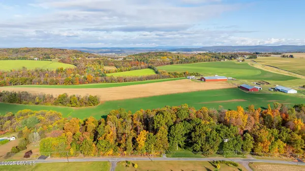 MOUNTAIN PINK RD, Bloomsburg, PA 17815