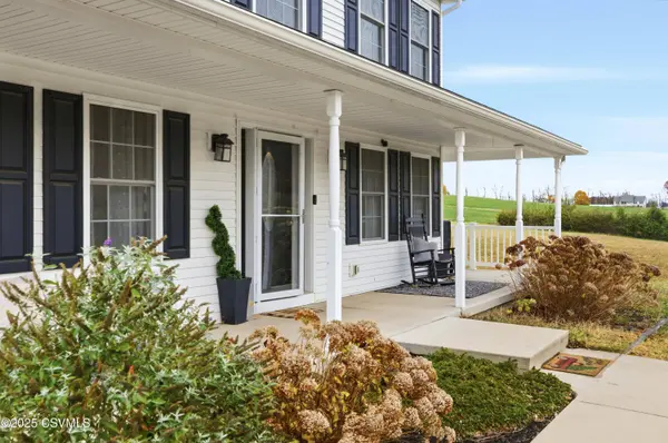 105 ZENITH RD, Nescopeck, PA 18635