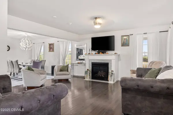 105 ZENITH RD, Nescopeck, PA 18635