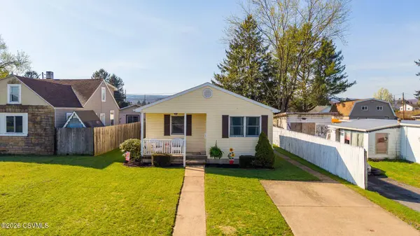 1902 FAIRVIEW AVE, Berwick, PA 18603