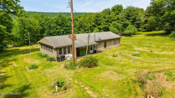 526A MOUNTAIN SHADOW LN, Bloomsburg, PA 17815