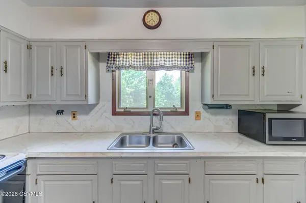 526A MOUNTAIN SHADOW LN, Bloomsburg, PA 17815