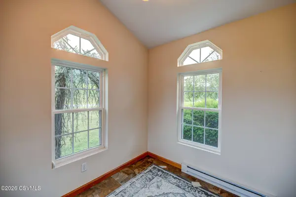 250 SCHOOLHOUSE RD, Bloomsburg, PA 17815