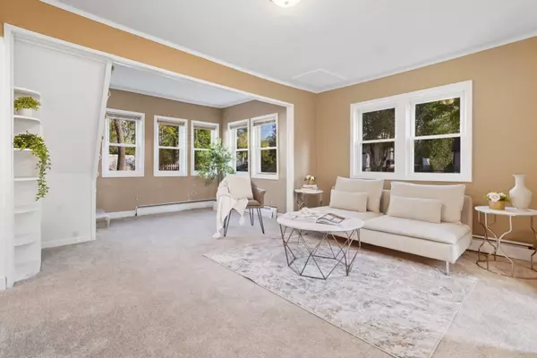 224 Bellevue DR, Round Lake Park, IL 60073