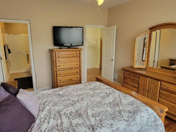 14266 Sundance DR, Huntley, IL 60142