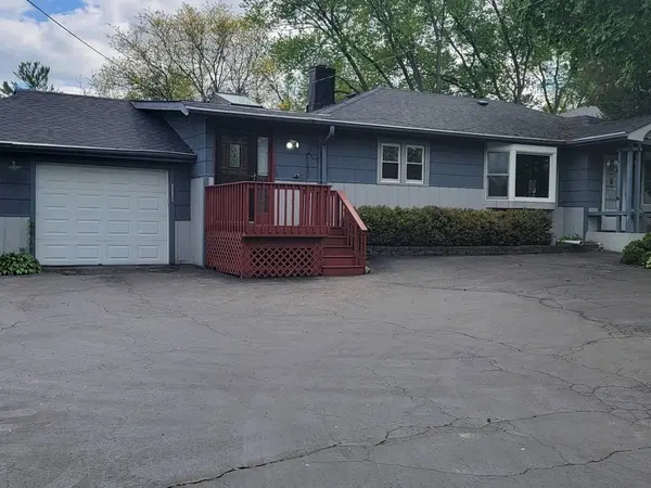 24049 W Grass Lake RD, Antioch, IL 60002