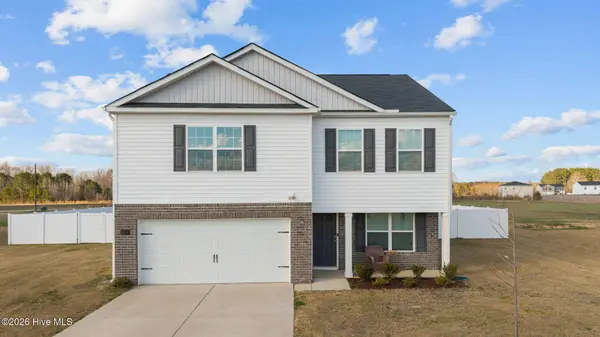 4080 Debbie DR, Ayden, NC 28513