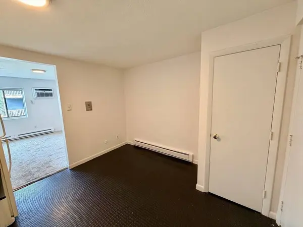 10 Roberts #32, Somerville, MA 02145