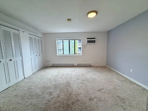 10 Roberts #32, Somerville, MA 02145