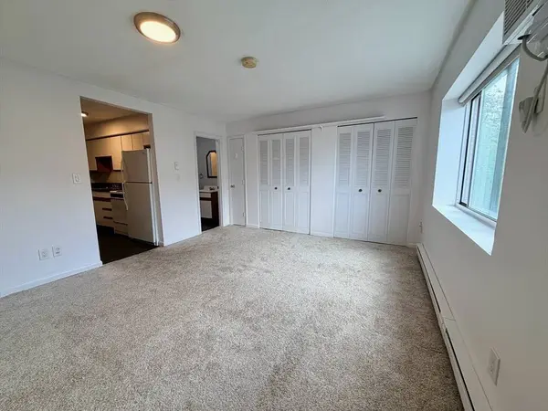 10 Roberts #32, Somerville, MA 02145