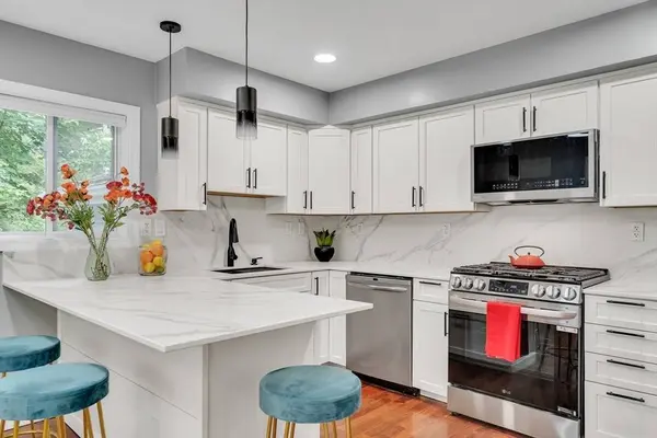 39 Hawthorne #39, Boston, MA 02119