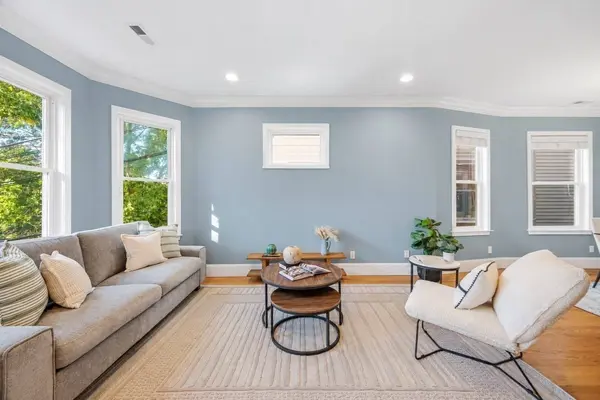 94 Amory #2, Cambridge, MA 02139