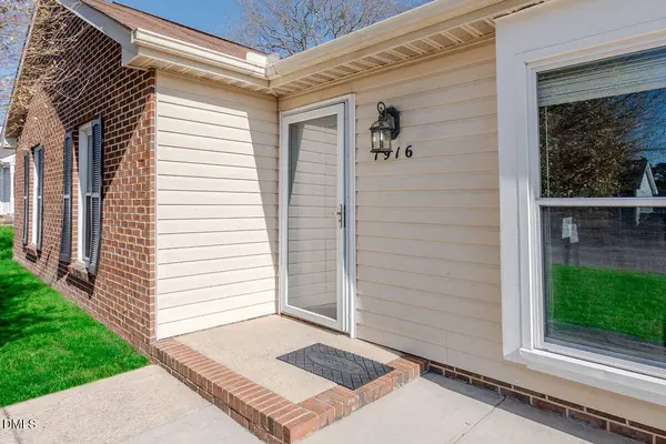 1916 Riverknoll Drive, Raleigh, NC 27610