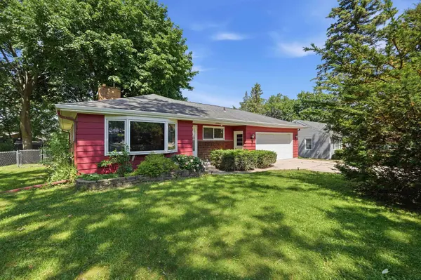 549 N Main Street, Cottage Grove, WI 53527