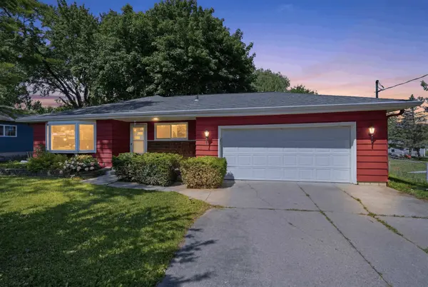 549 N Main Street, Cottage Grove, WI 53527