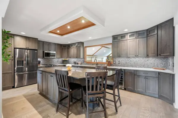 312 River Wood Bend, Deforest, WI 53532