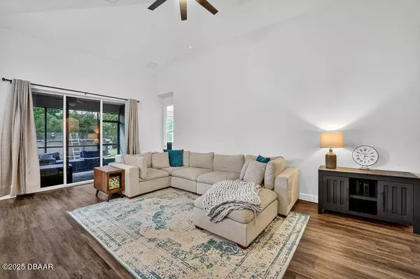 1630 East Pkwy, Deland, FL 32724