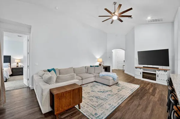 1630 EAST Pkwy, Deland, FL 32724