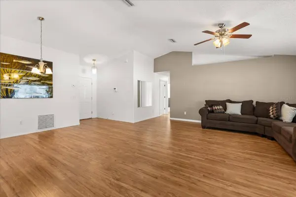 33 BANNERWOOD LN, Palm Coast, FL 32137