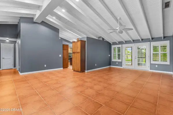 23 Bryan Cave RD, South Daytona, FL 32119