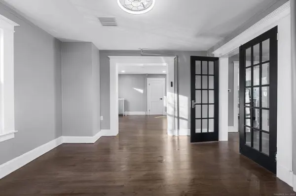 67 Bissell Street, Manchester, CT 06040