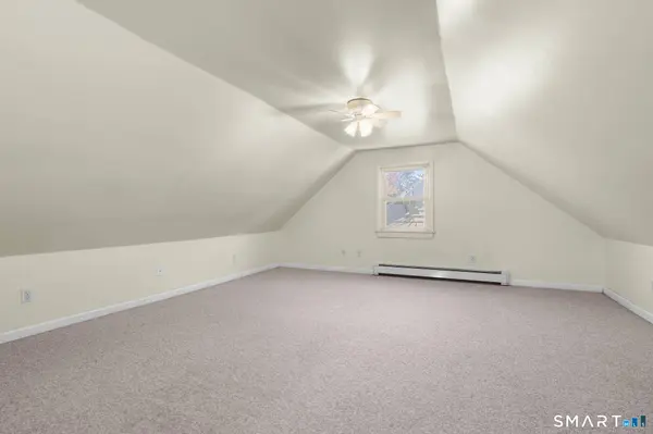 71 Linnmore Drive, Manchester, CT 06040