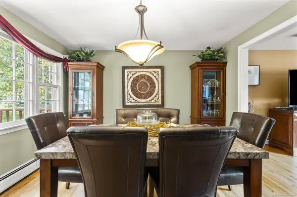 10 Butternut Drive, Bloomfield, CT 06002