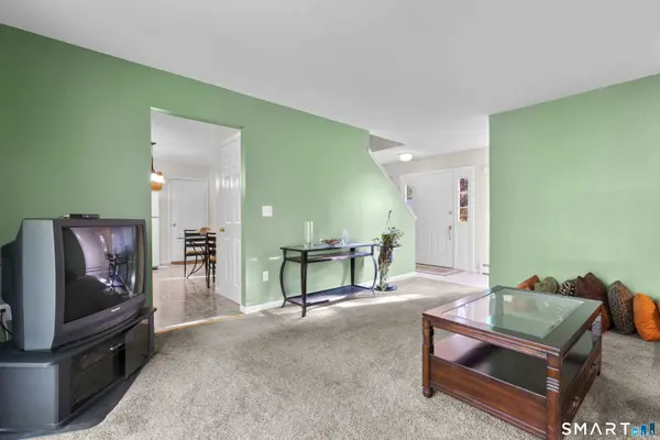 71 Northview Drive, Manchester, CT 06040