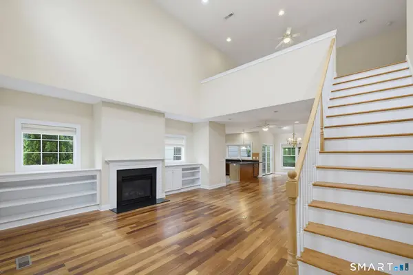 902 Dzen Way #902, South Windsor, CT 06074