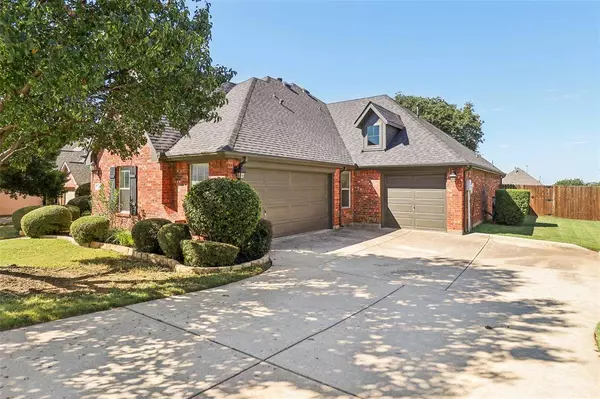 12409 Winterberry Lane, Fort Worth, TX 76244