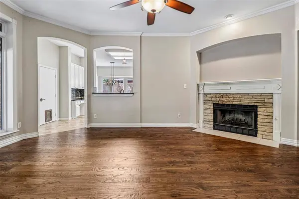 3720 Cripple Creek Court, Bedford, TX 76021