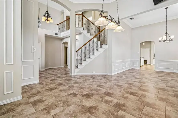 3720 Cripple Creek Court, Bedford, TX 76021
