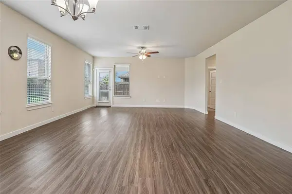 7629 Spring Drive, Watauga, TX 76148