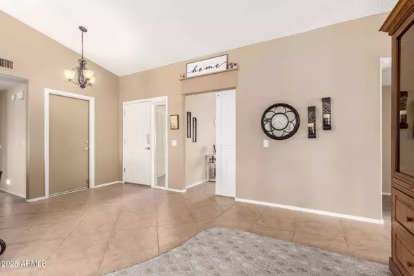 1621 E FIRESTONE Drive, Chandler, AZ 85249