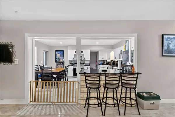 9727 BEAR LAKE RD, Apopka, FL 32703