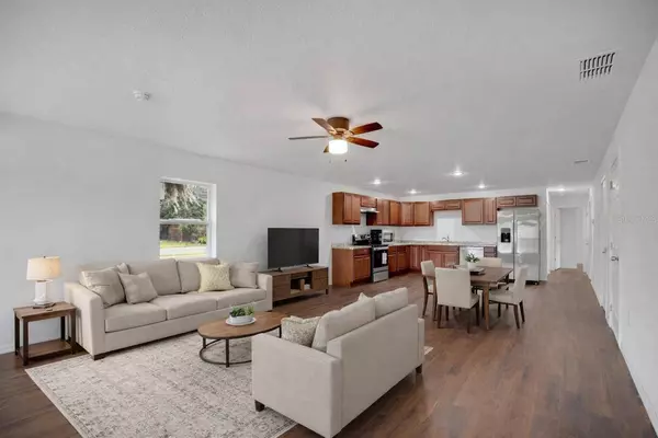 776 E BROADWAY ST, Oviedo, FL 32765