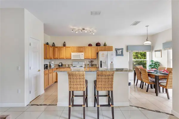 139 MOORGATE DR, Davenport, FL 33897