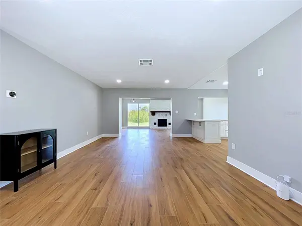 381 WESTWINDS DR, Palm Harbor, FL 34683