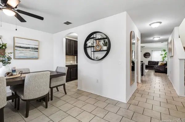 742 Halogen Way, San Antonio, TX 78221