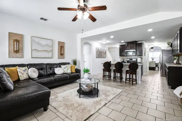 742 Halogen Way, San Antonio, TX 78221