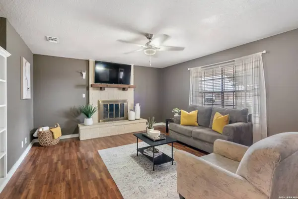 201 Peacepipe, Del Rio, TX 78840