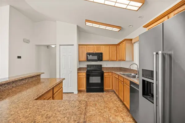 14218 SE 88 CT, Summerfield, FL 34491