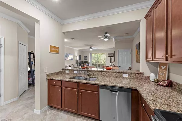 10222 Via Colomba CIR, Fort Myers, FL 33966