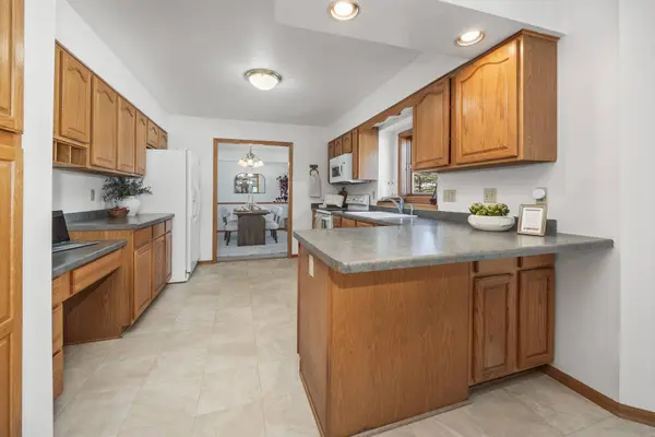 954 S Redding Cir, Belgium, WI 53004