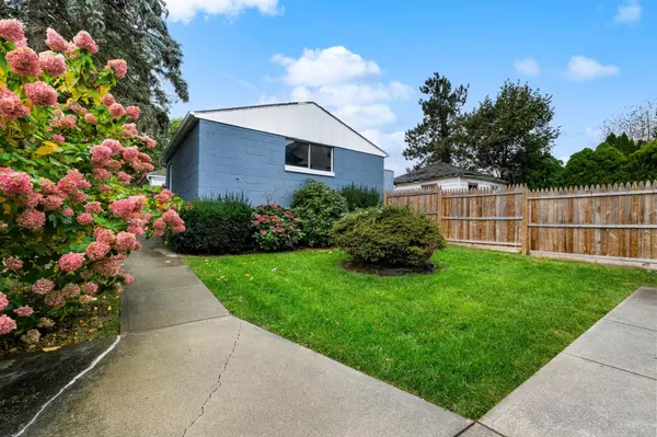 feature image of Refreshing Your Outdoor Space on a Budget