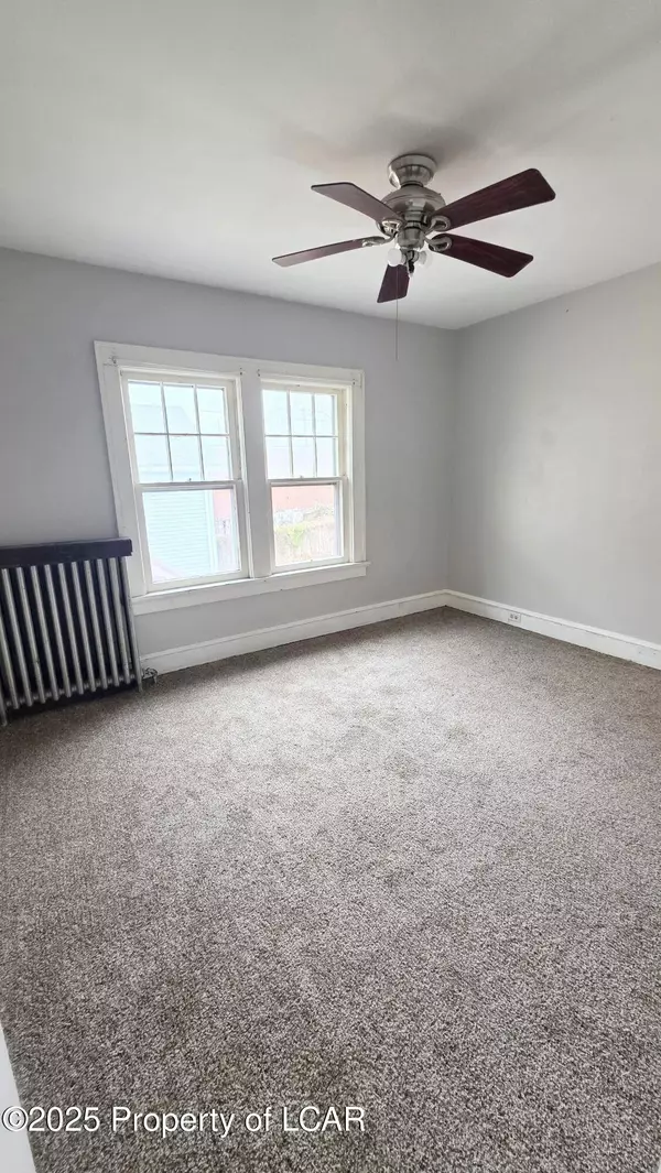 117 E Green Street, Nanticoke, PA 18634