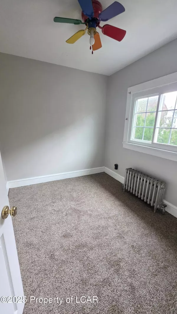 117 E Green Street, Nanticoke, PA 18634